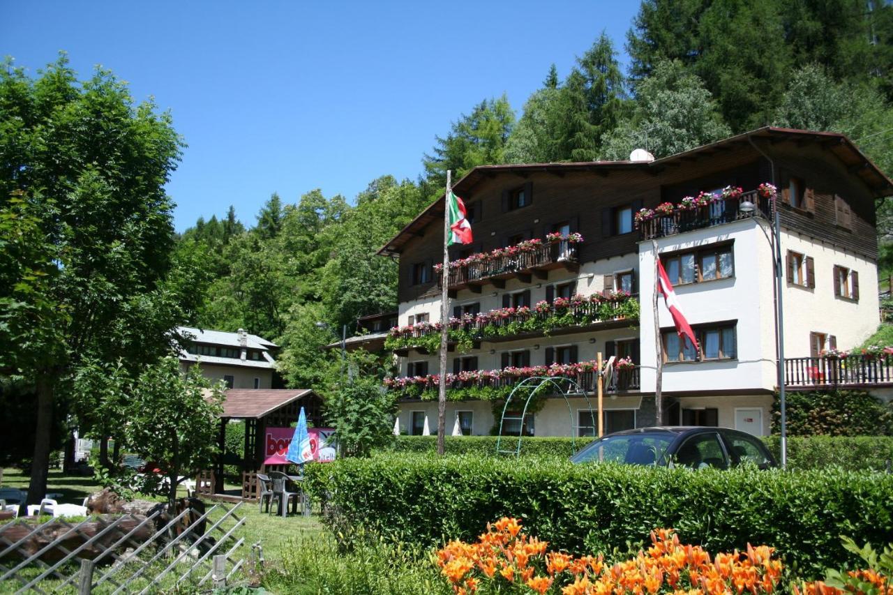 Hotel Daniela Bormio Esterno foto